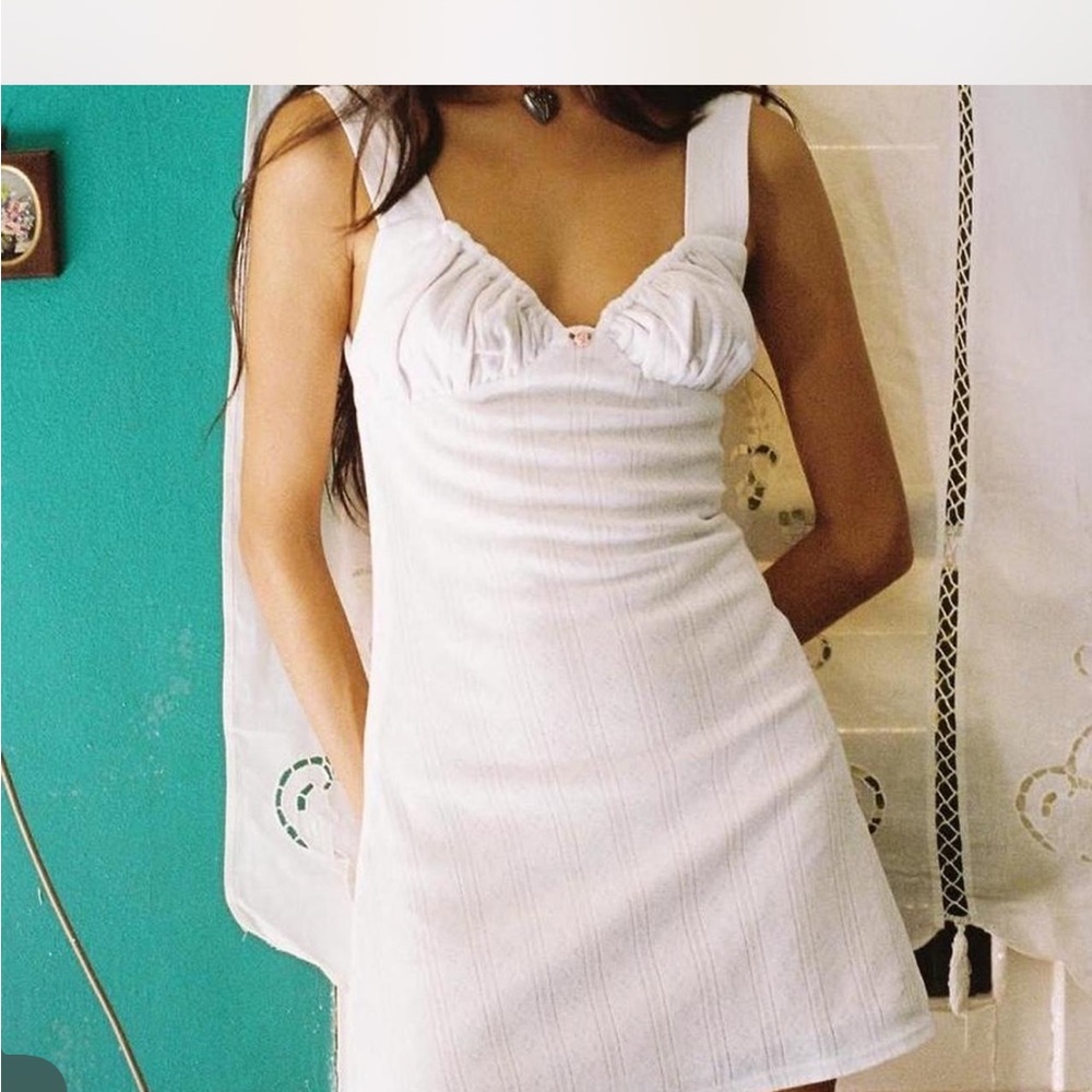 With Jean Cher dress - Picture 5 of 9